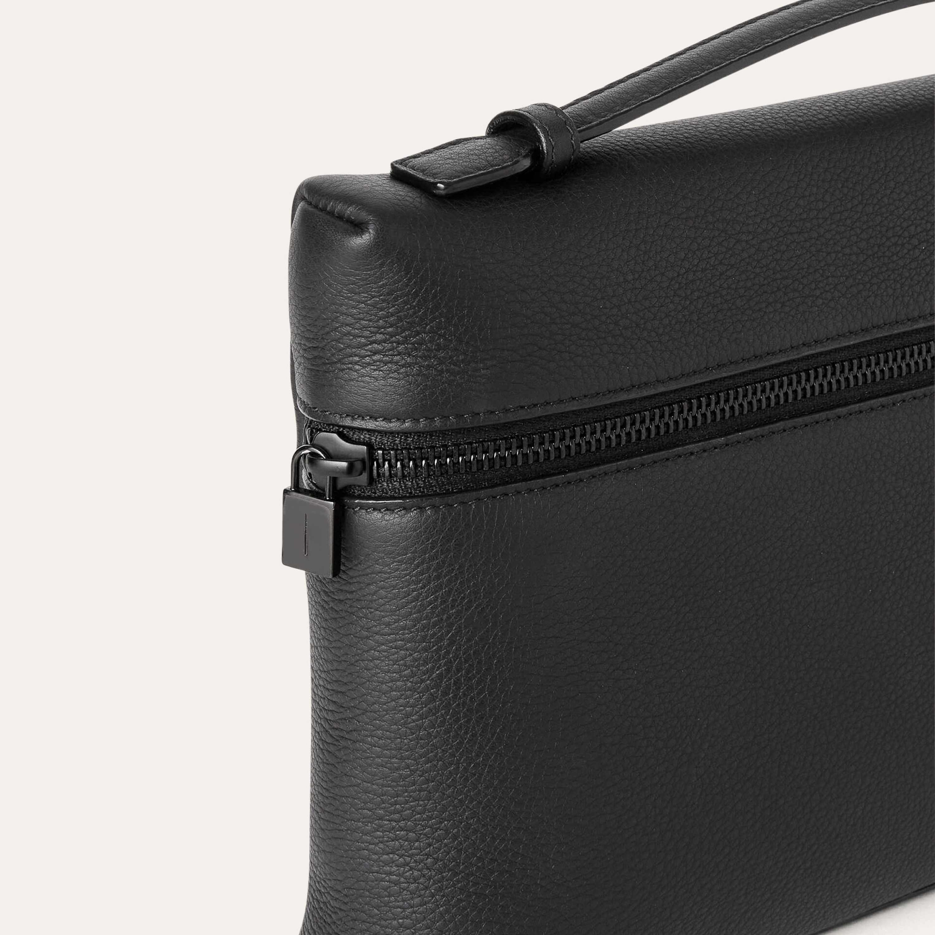 Pouch 29 - Black